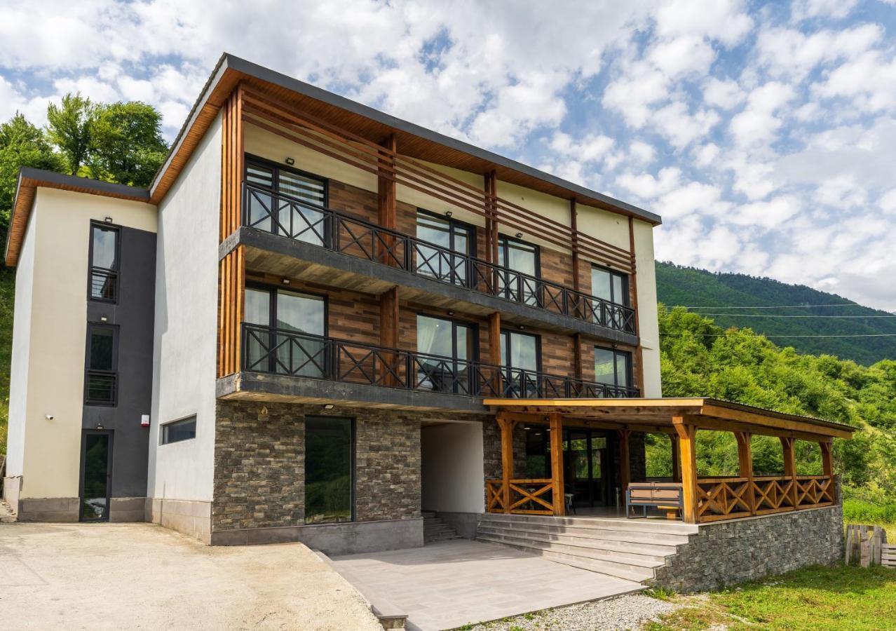 Hotel Latveli Mestia Exterior photo